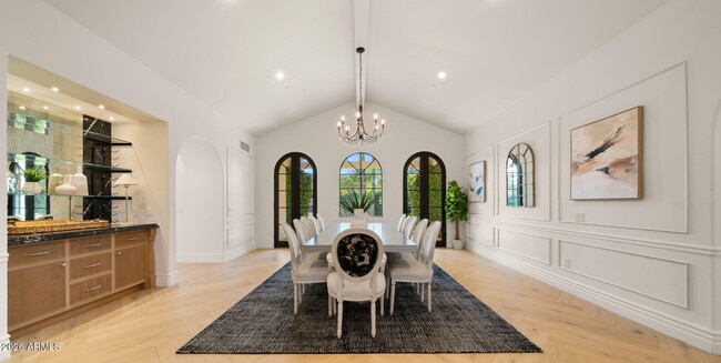 Building Photo - 8501 N Golf Dr