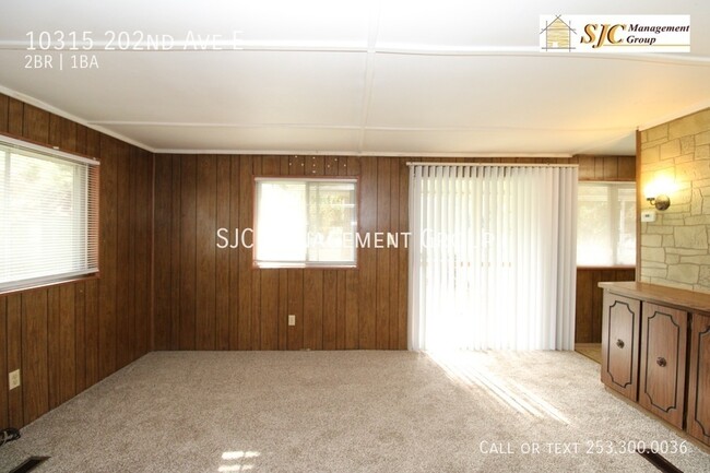 Building Photo - Single wide for rent in Bonney Lake, on La...