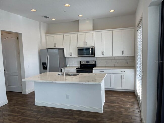 Building Photo - 8224 Elion St