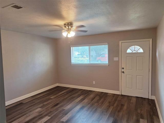 Building Photo - 6417 Dream Ln