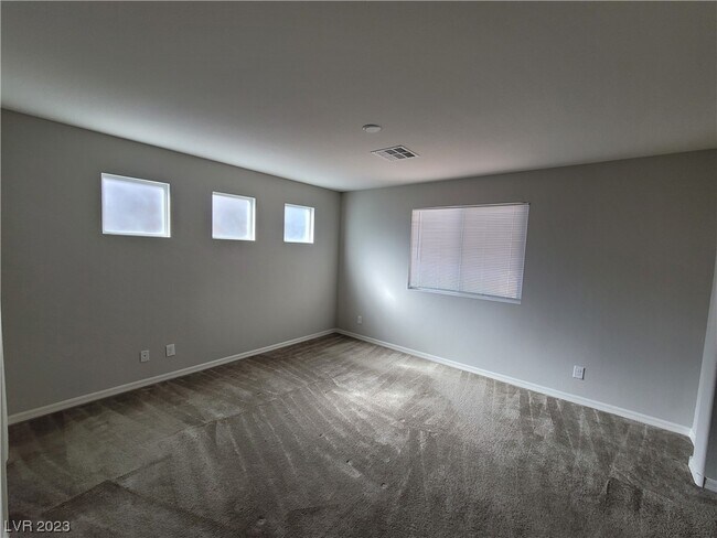 Building Photo - 10449 Forked Run St