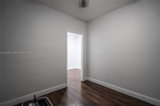 Building Photo - 7927 East Dr