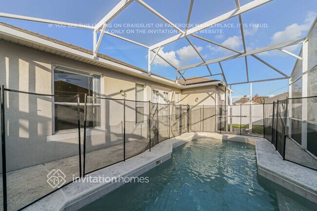 Building Photo - 1934 Magical Ln