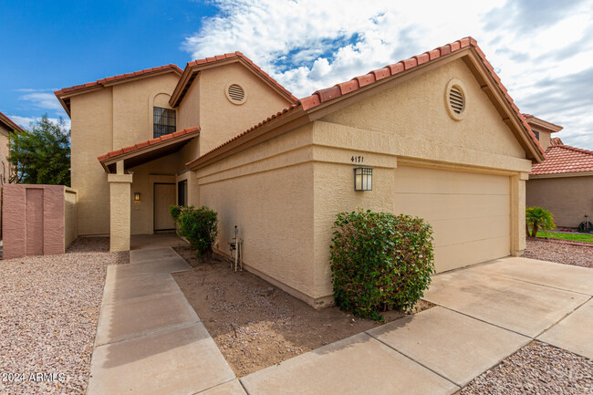 Building Photo - 4171 E Cholla Canyon Dr