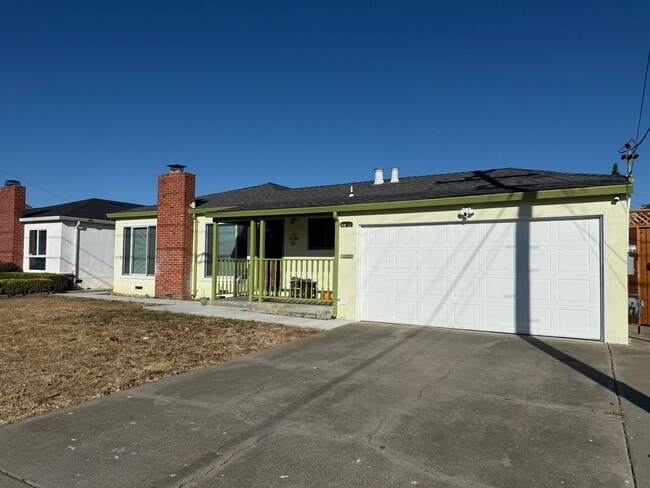 Building Photo - Updated 4Bd/2BA Glenmoor Ranch with Endles...