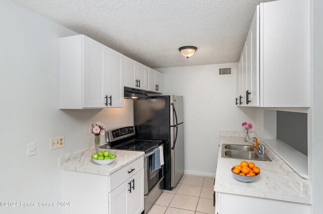 Building Photo - 2181 Agora Cir SE