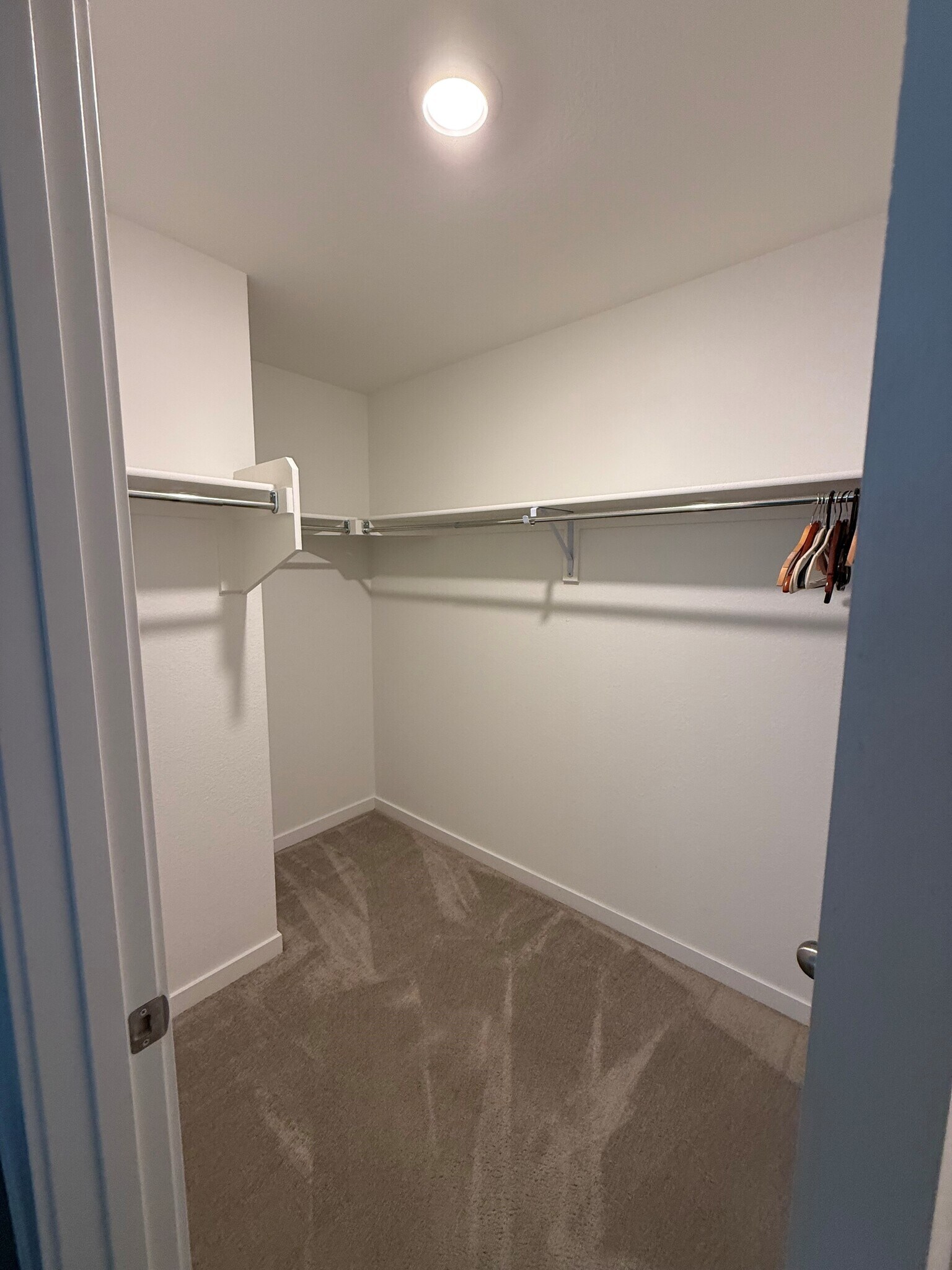 Building Photo - 8978 Woodmere Ct