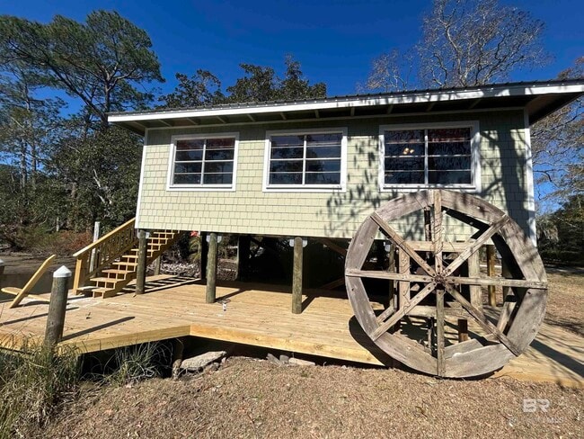 Building Photo - 11656 -A Magnolia St