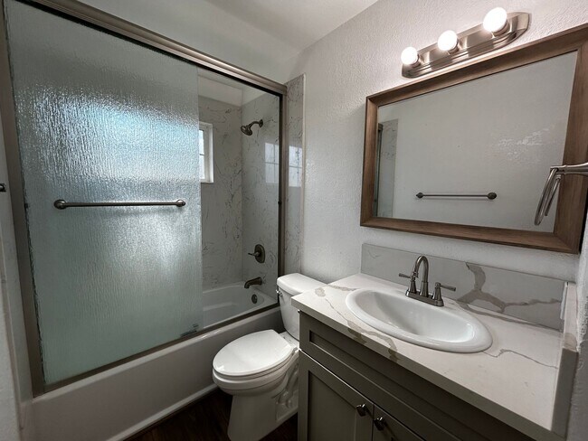 Building Photo - Coming Soon!