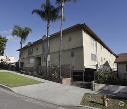Building Photo - MC 1602 Winona Properties, LLC (140 Hoover)