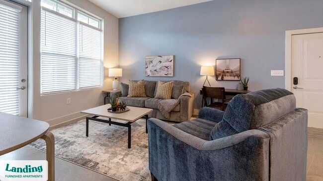 Building Photo - 404 W 26th St