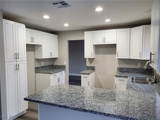 Building Photo - 6236 W Katella Ave