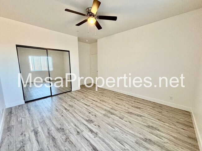 Building Photo - 6087 Elsinore Rd