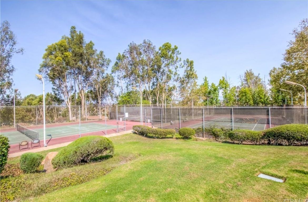 Building Photo - 16317 Sierra Ridge Way