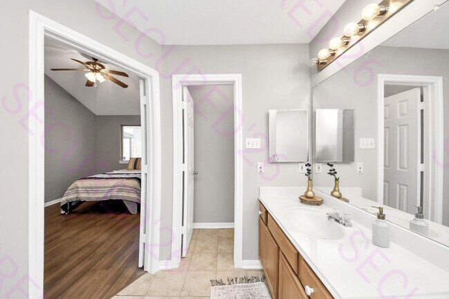 Building Photo - 5615 Brenwood Gln Trl