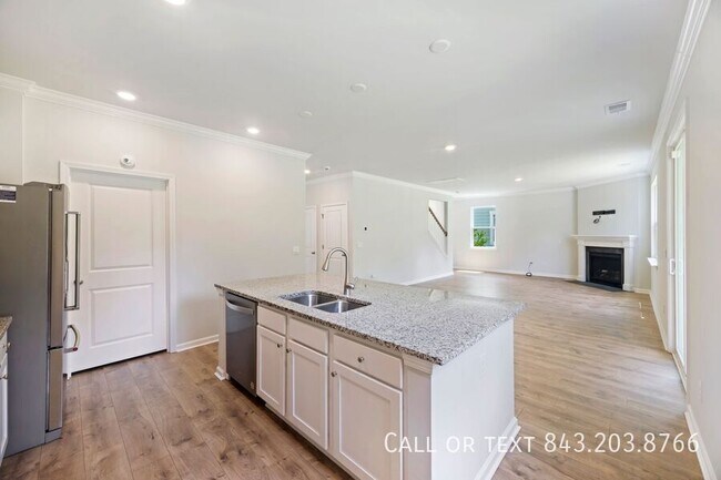 Building Photo - 148 Cherry Grv Dr