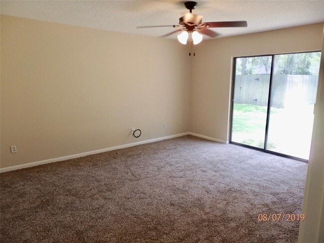 Building Photo - 2109 Riverside Dr