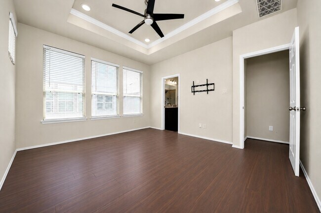 Building Photo - 3111 Dakota Falls Dr