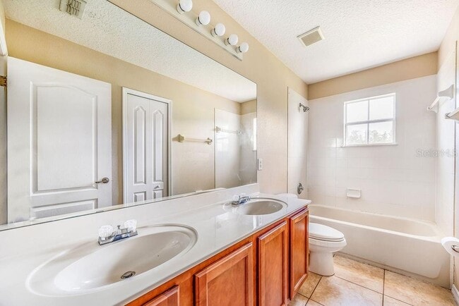 Building Photo - 5803 Cheshire Cove Terrace