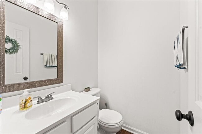 Building Photo - 5087 Wellisford Ct NW