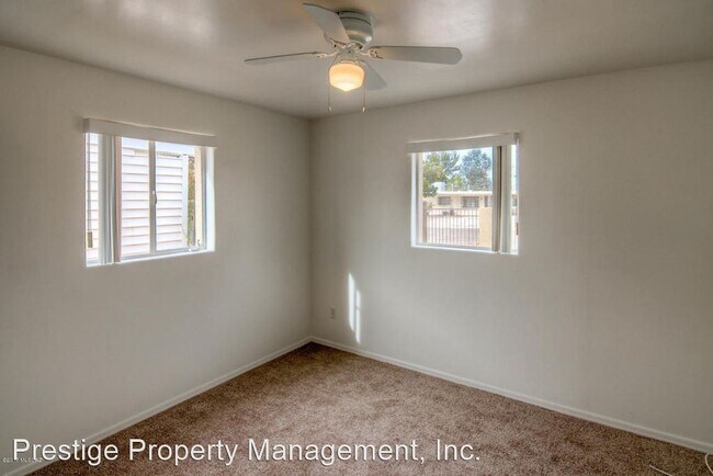 Building Photo - 4 br, 2 bath House - 4656 E 14th St