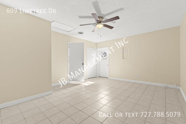 Building Photo - 609 Limetree Dr