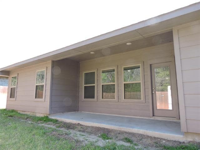 Building Photo - 2100 Penn St