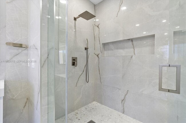 Building Photo - 21301 NE 38th Ave