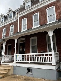 Building Photo - 139 N 10th St
