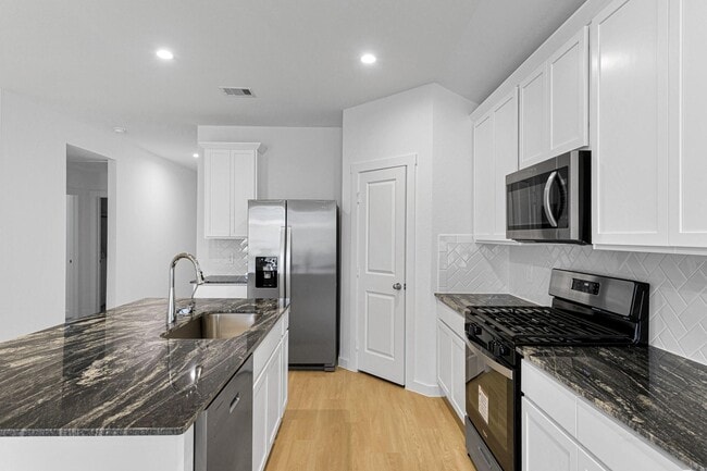 Building Photo - 1718 Battisti Dr