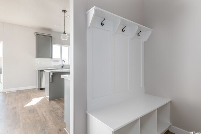 Building Photo - 12339 S Bigbend Vista Dr