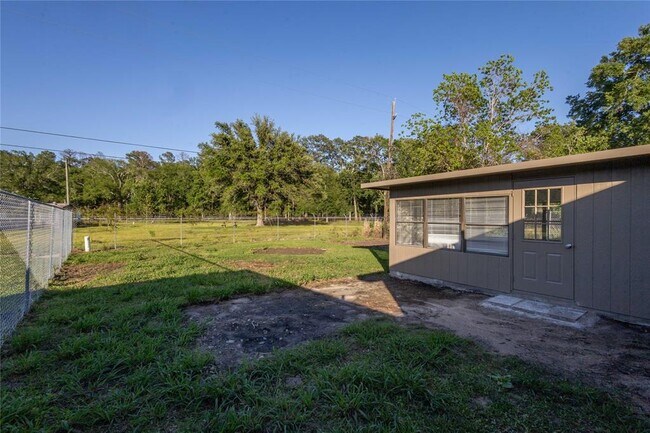 Building Photo - 4620 Glen Oaks Cir