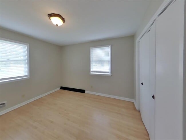 Building Photo - 416 S Olive St