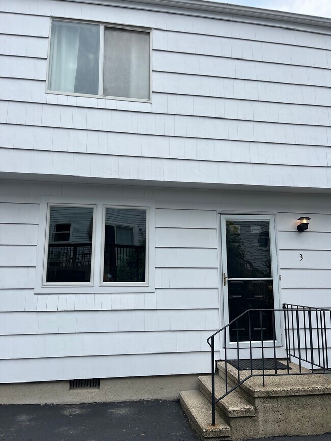 Primary Photo - 426 Courtland Ave