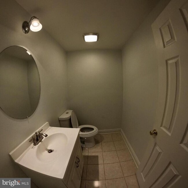 Building Photo - 2620 Taunton St