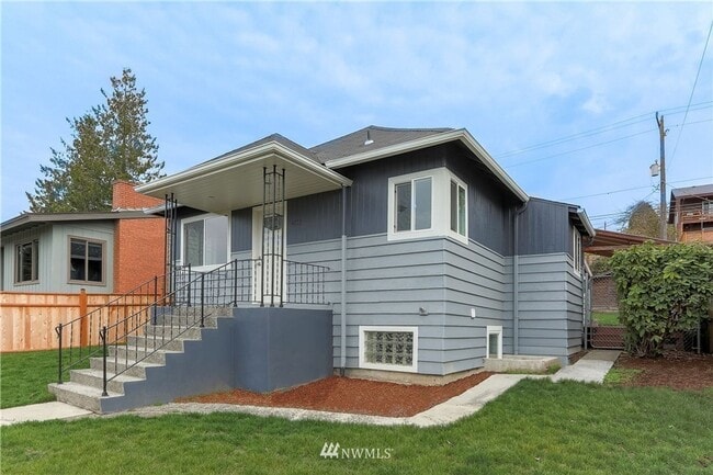 Building Photo - 4722 47th Ave SW