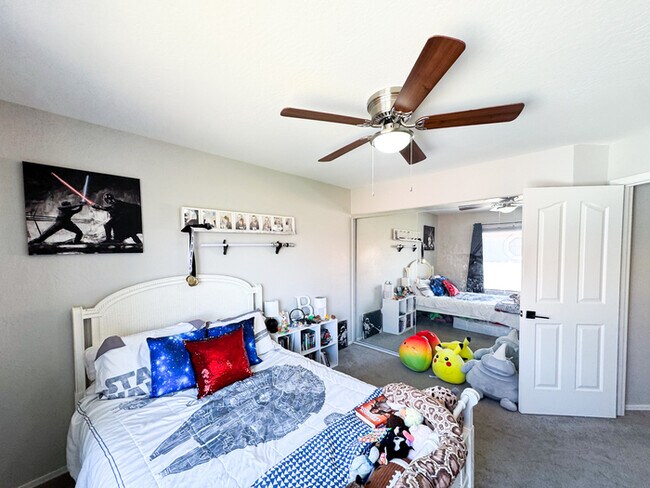 Building Photo - Marshall Ranch Five Bedroom