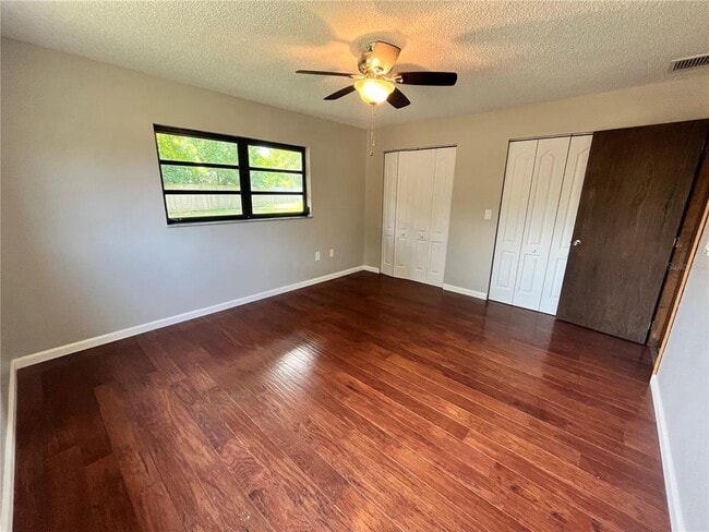 Building Photo - 600 S Parkview Ave