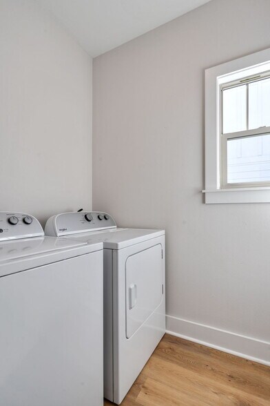 Building Photo - 4081 Ivy Green Trl