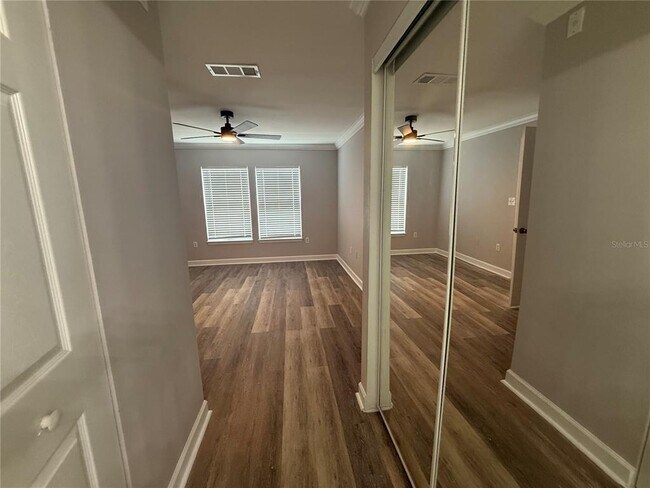 Building Photo - 18293 Bridle Club Dr
