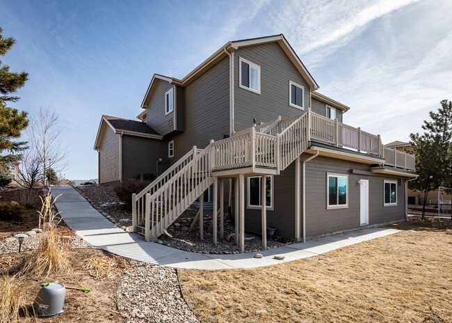 Building Photo - Fabulous 6 bedroom + office D20 Home with ...