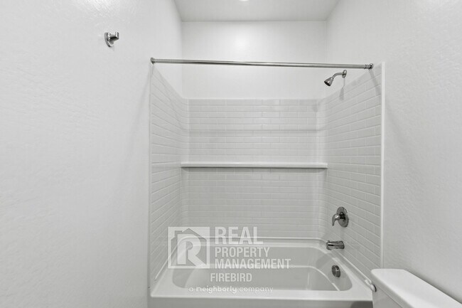 Building Photo - 17333 W Smoketree Dr