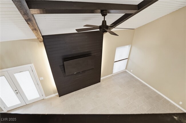 Building Photo - 4039 Village Square