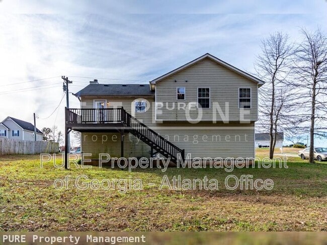 Building Photo - 177 Majesty Dr