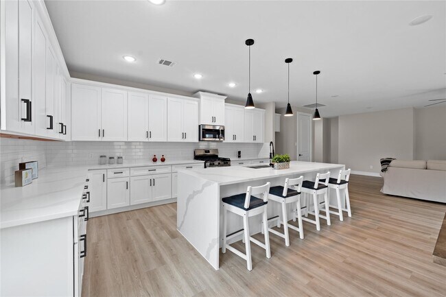 Building Photo - 2606 Piemonte Ave