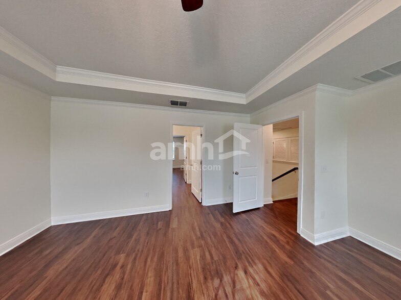 Building Photo - 20371 Calla Lily Dr