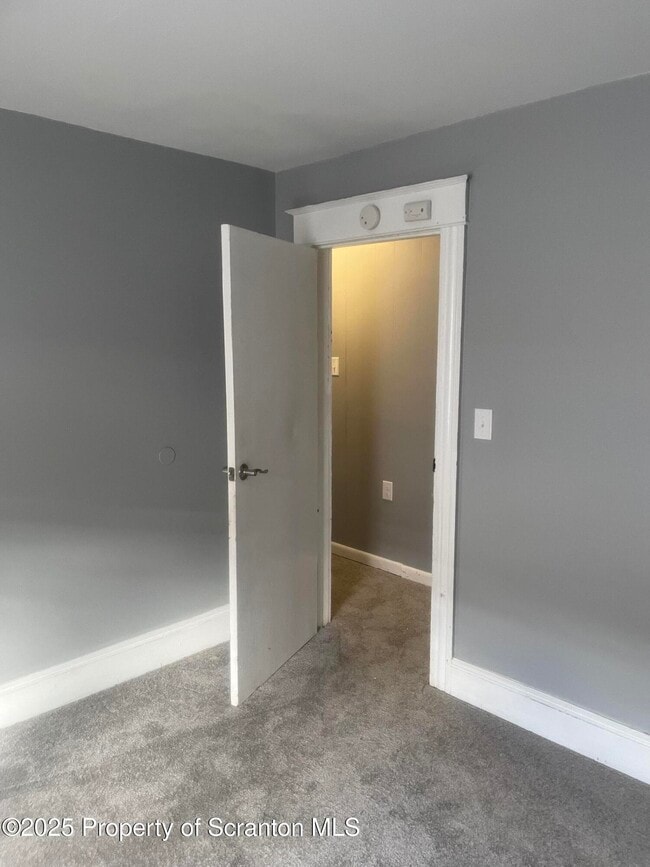 Building Photo - 2301 Boulevard Ave