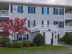 Building Photo - 4 Crestview Cir