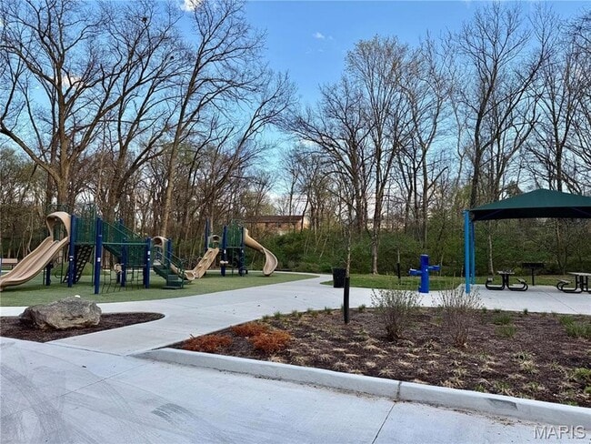 Building Photo - 1003 Mallow Dr