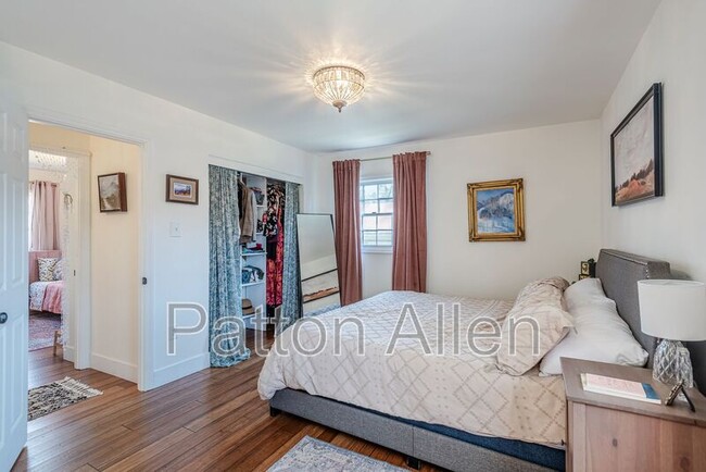 Building Photo - 7 Brookcliff Dr
